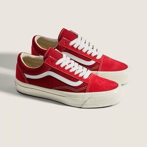 Red premium old skool vans